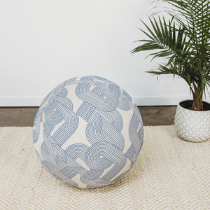 Venn Design // The Air Chair - ROMI DESIGN