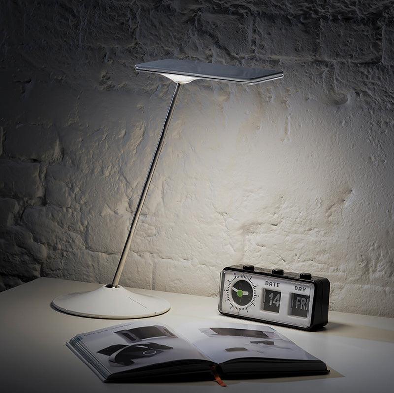 Humanscale Horizon 2.0 Desk Lamp - ROMI DESIGN